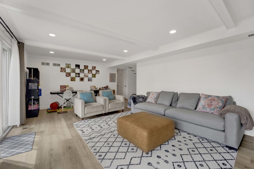 1135 Crestwood Drive - Photo 23