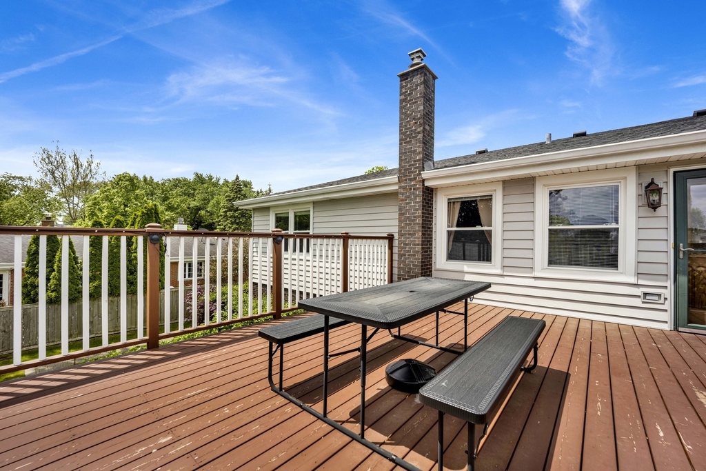 1135 Crestwood Drive - Photo 28
