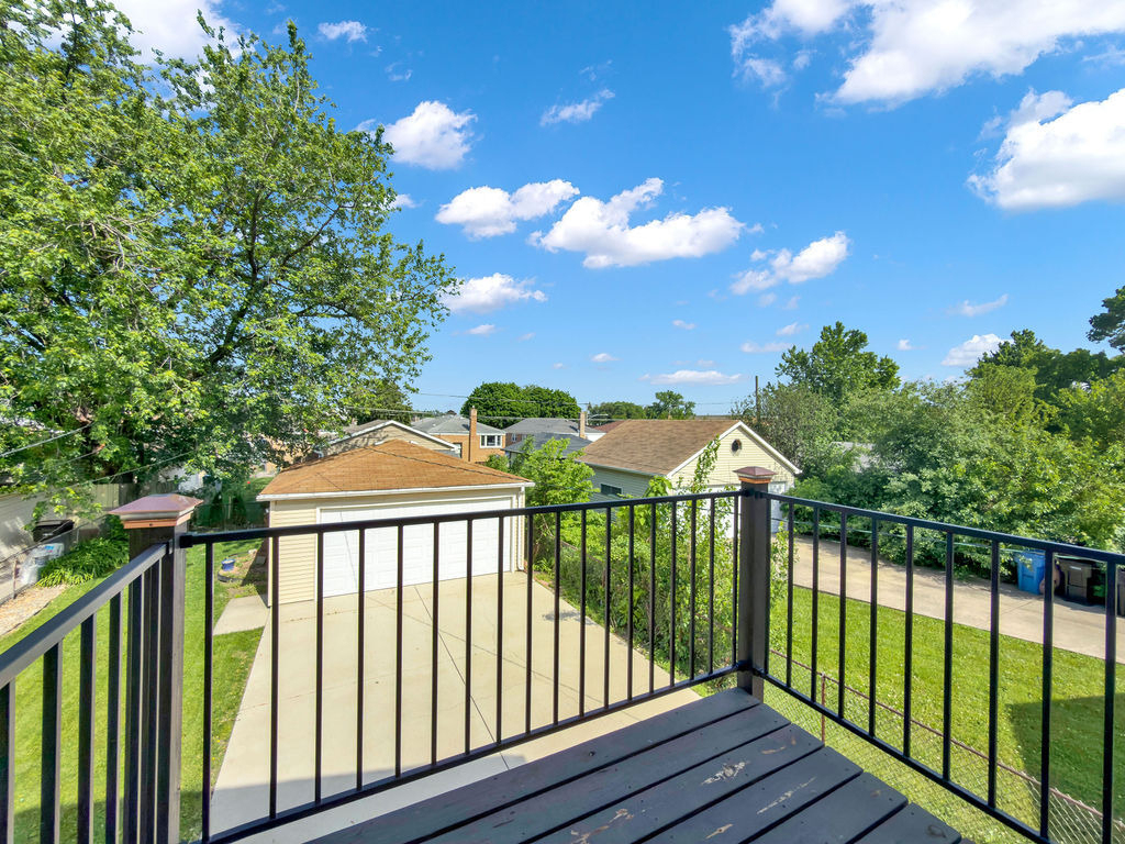 5845 S Sayre Avenue - Photo 25