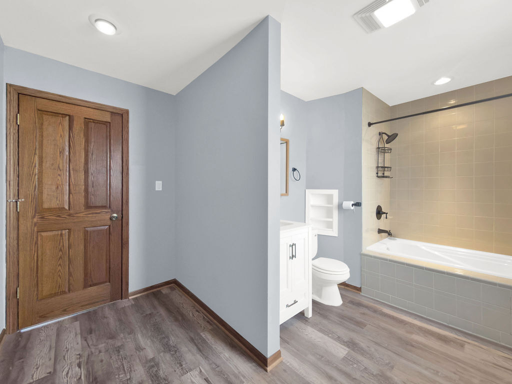 5845 S Sayre Avenue - Photo 21