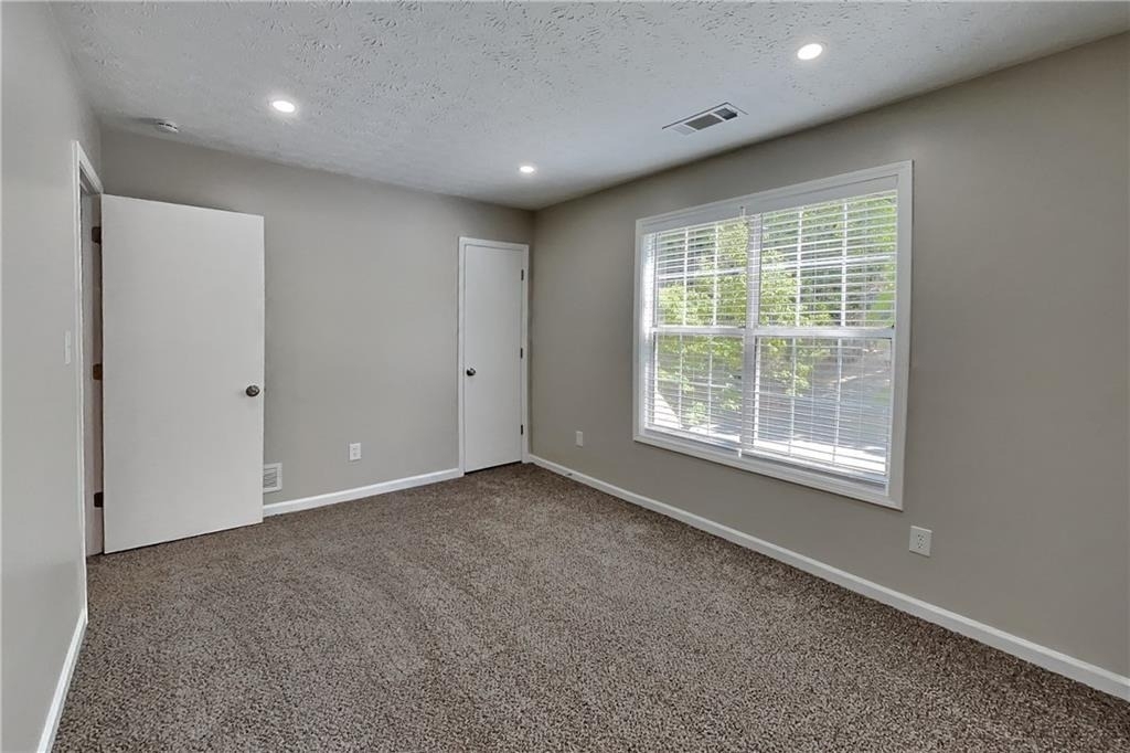 620 Gregory Manor Drive Sw - Photo 13