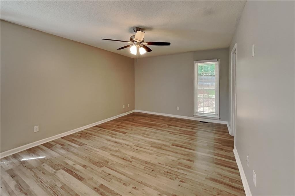 3912 Sharpel Lane Nw - Photo 5