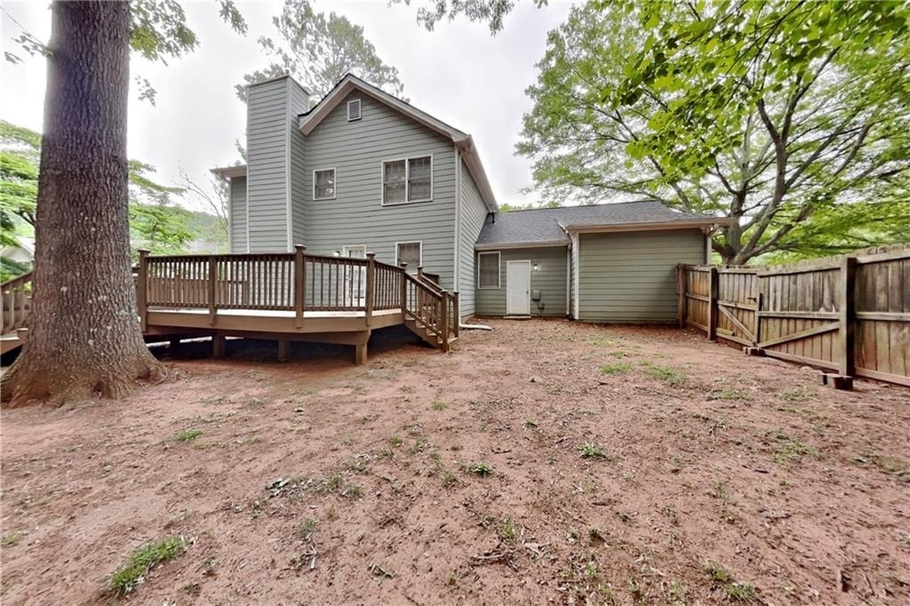 2671 Ashley Drive N - Photo 17