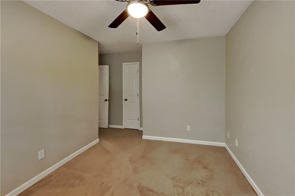 2671 Ashley Drive N - Photo 14