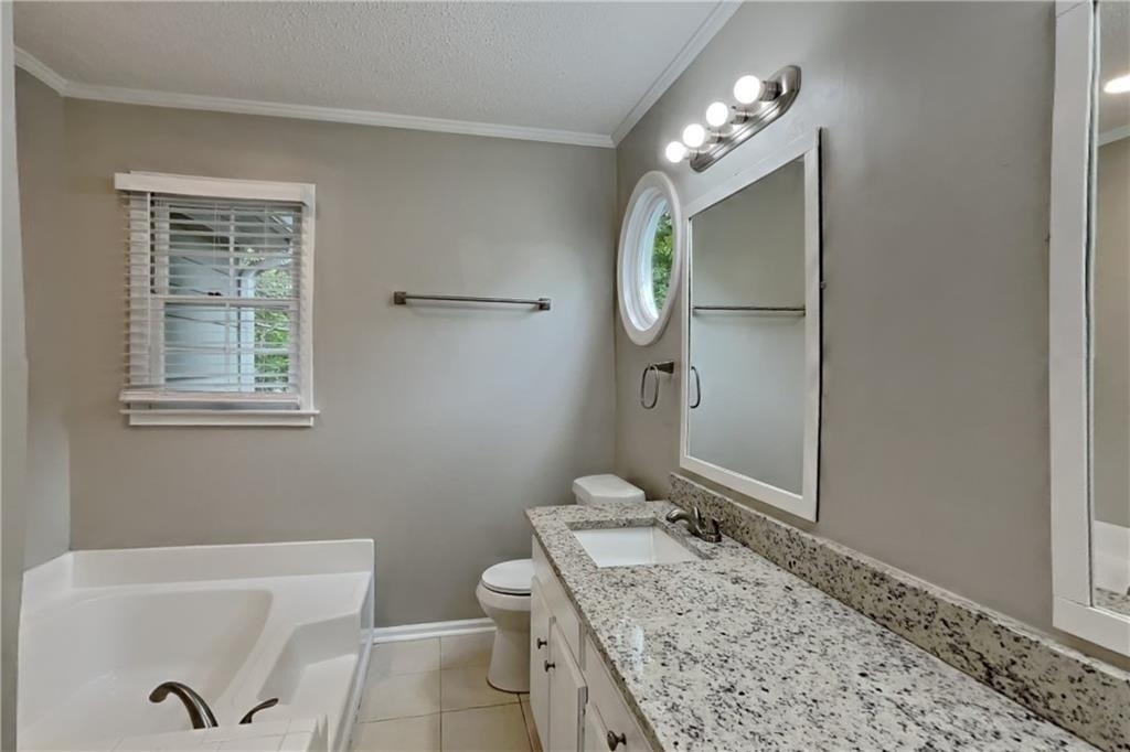 2671 Ashley Drive N - Photo 10