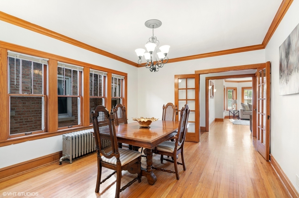 6017 N Austin Avenue - Photo 8