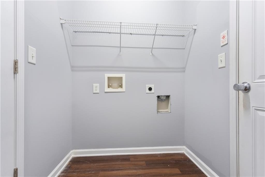 1126 Treymont - Photo 11