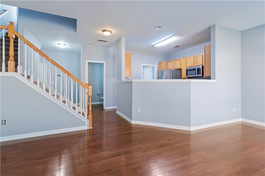 1126 Treymont - Photo 5
