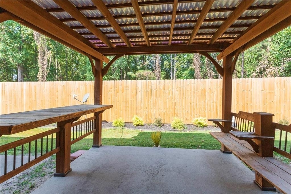 1126 Treymont - Photo 30