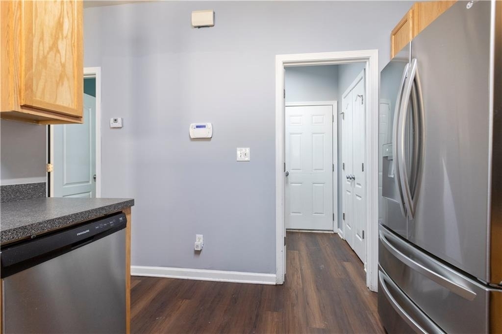 1126 Treymont - Photo 9