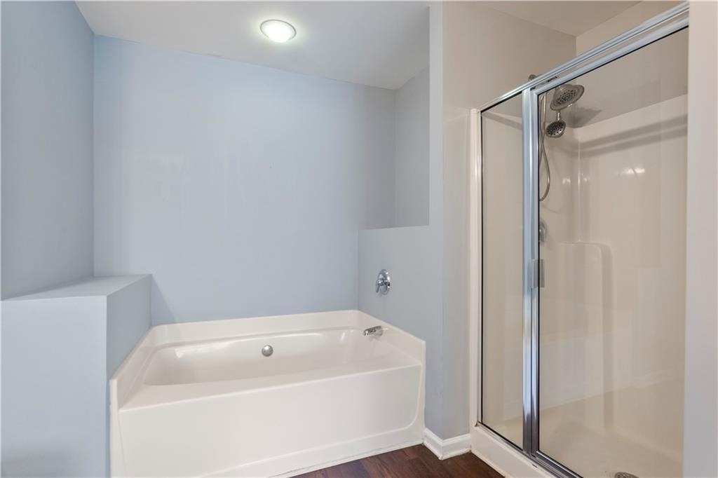 1126 Treymont - Photo 24