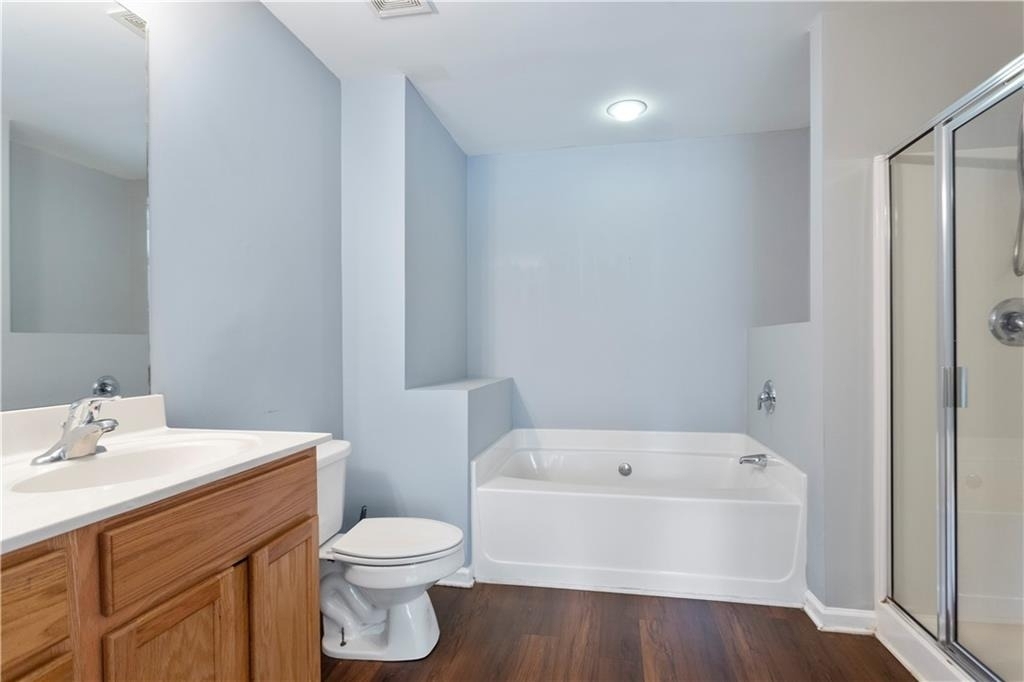 1126 Treymont - Photo 26