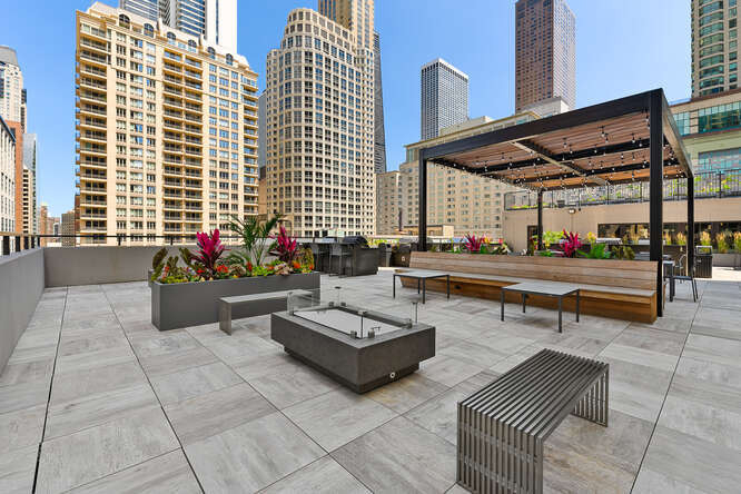 30 E Huron Street - Photo 13
