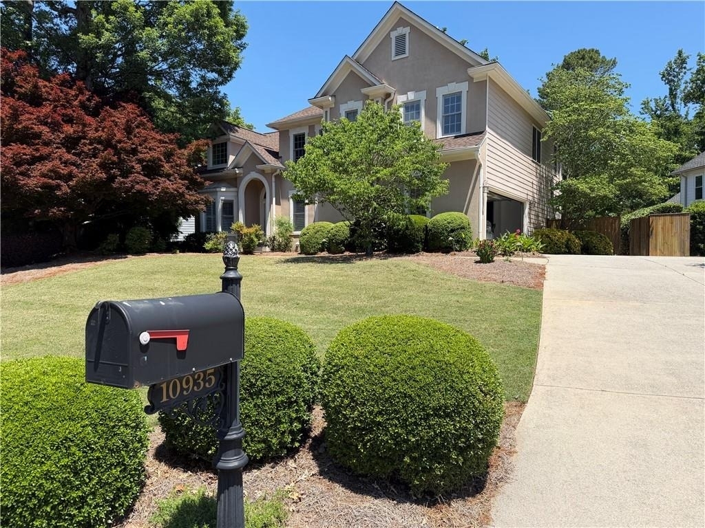 10935 Pennbrooke Crossing - Photo 0