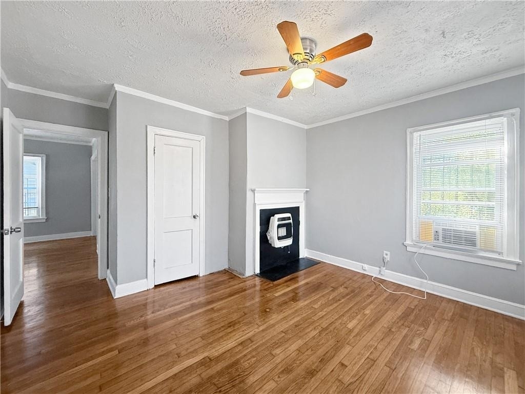 109 Vine Street Sw - Photo 6