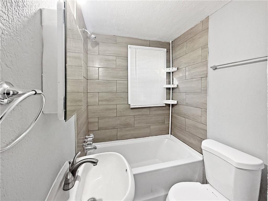 109 Vine Street Sw - Photo 7