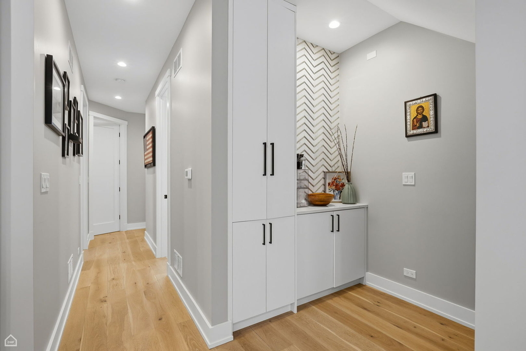2137 W Ohio Street - Photo 10