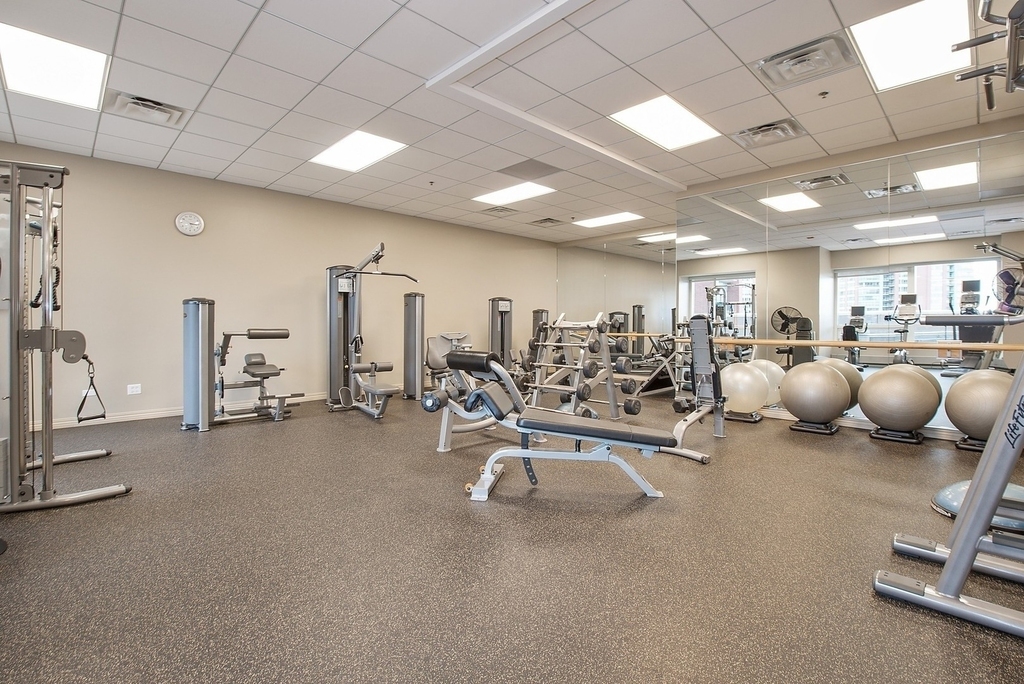 512 N Mcclurg Court - Photo 22