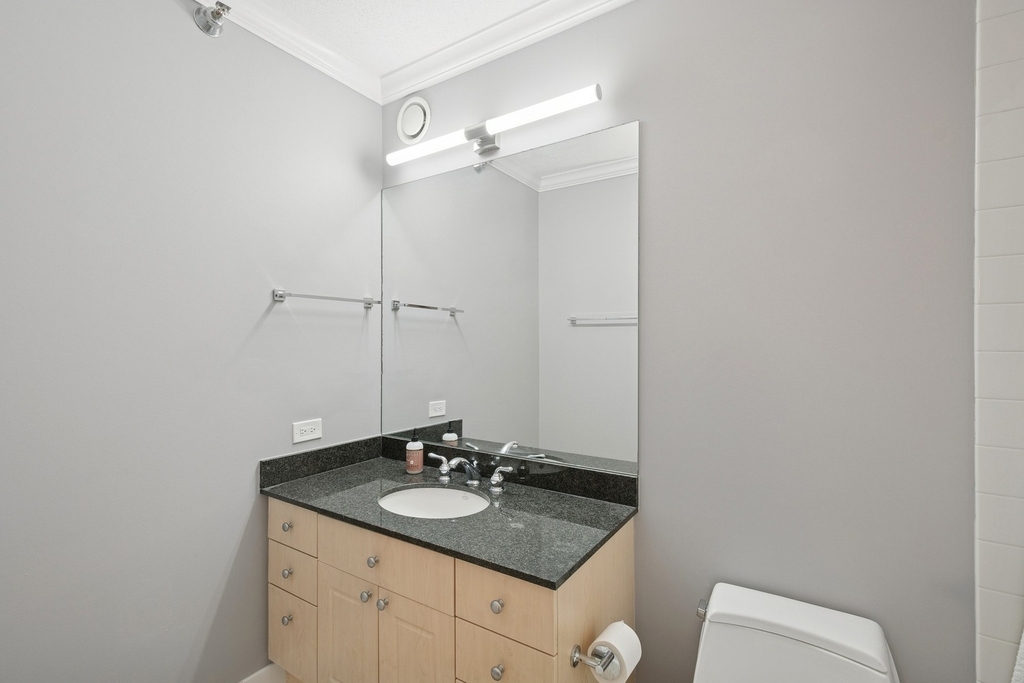 512 N Mcclurg Court - Photo 13