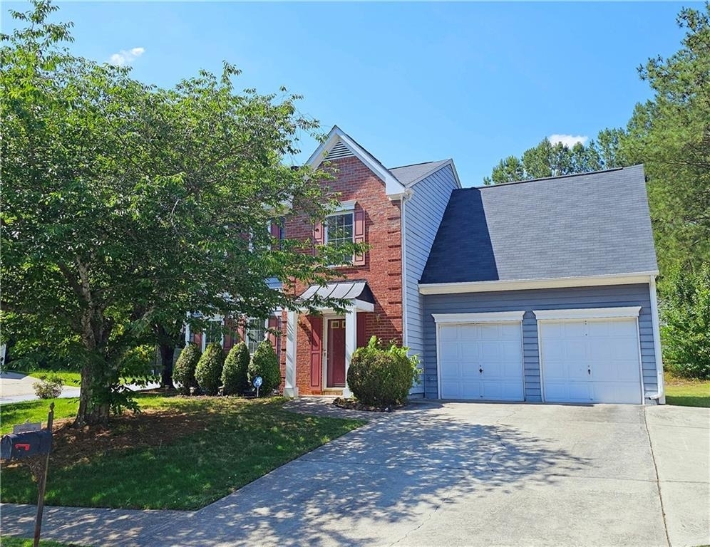 1334 Ambercrest Way - Photo 0