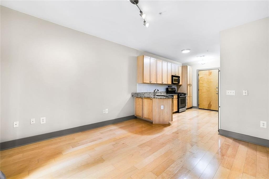799 Hammond Drive - Photo 2