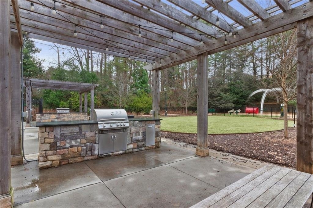 799 Hammond Drive - Photo 34