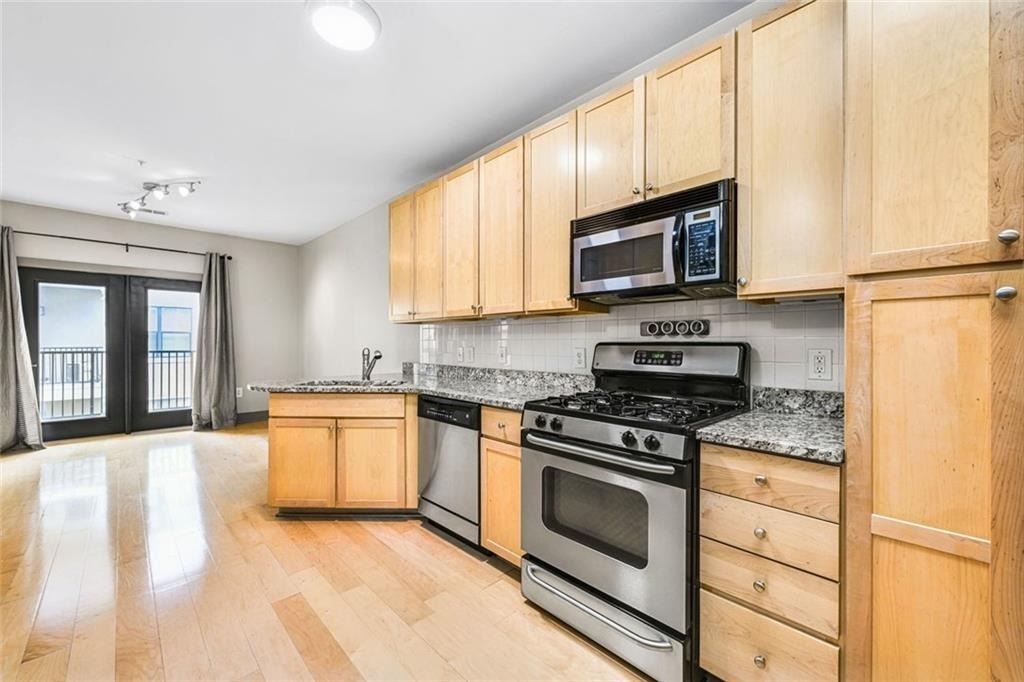 799 Hammond Drive - Photo 6