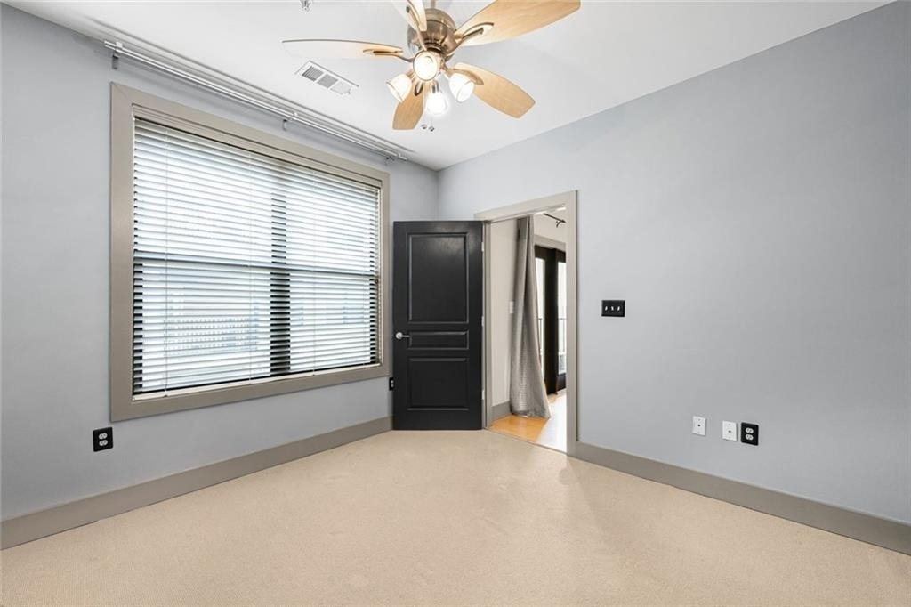 799 Hammond Drive - Photo 16