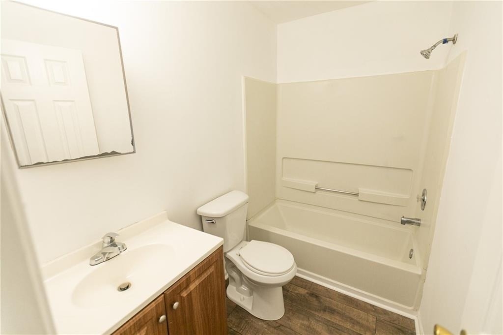 2761 Rockdale - Photo 5