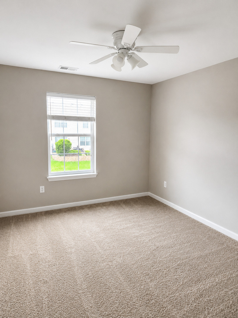 639 Florence Street - Photo 5