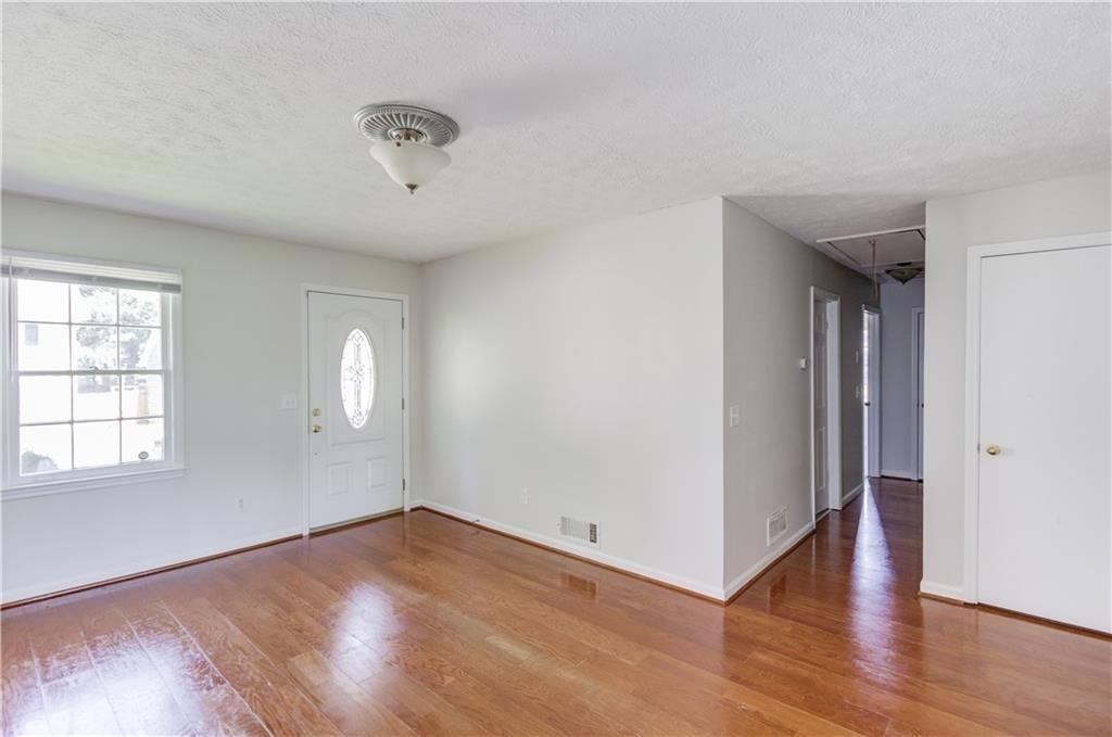 4647 Candlewyck Way - Photo 2