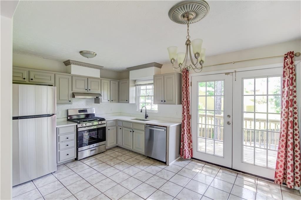 4647 Candlewyck Way - Photo 3