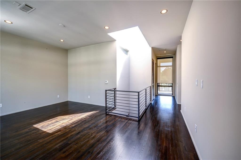 721 Longleaf Drive Ne - Photo 18