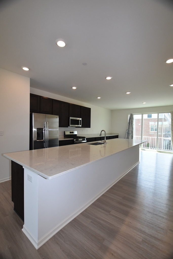 2945 Showplace Drive - Photo 15