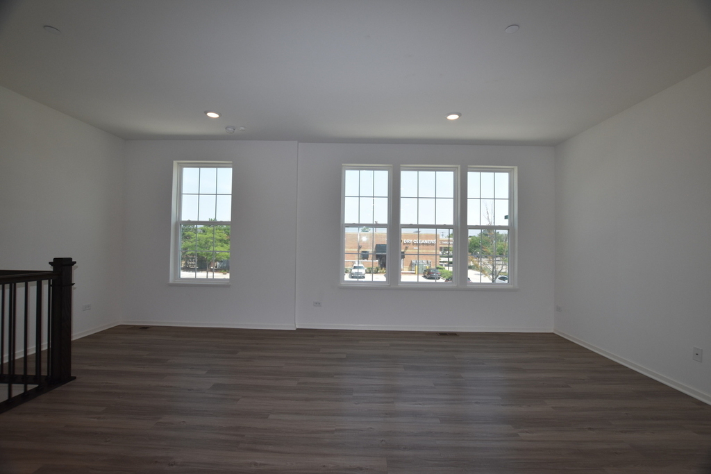 2945 Showplace Drive - Photo 23