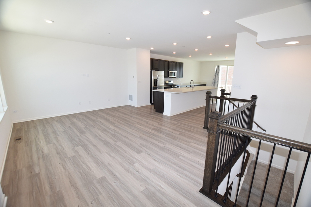 2945 Showplace Drive - Photo 10