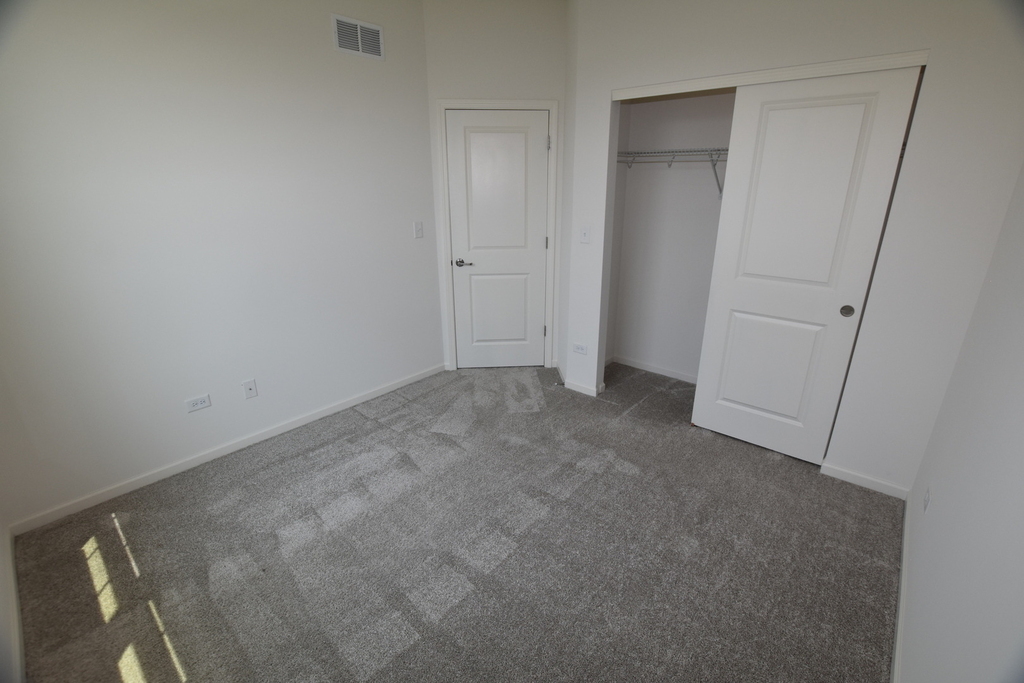 2945 Showplace Drive - Photo 27