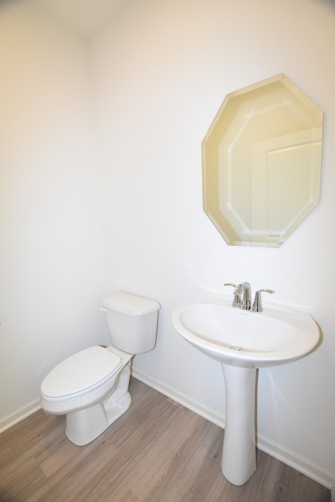 2945 Showplace Drive - Photo 24