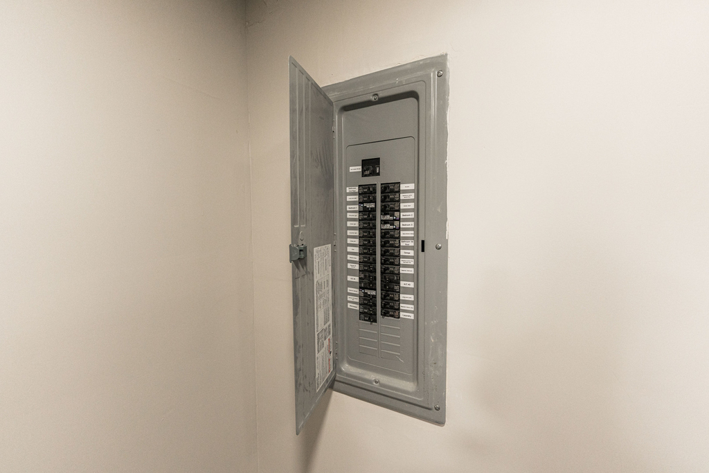 1809 Euclid Avenue - Photo 38