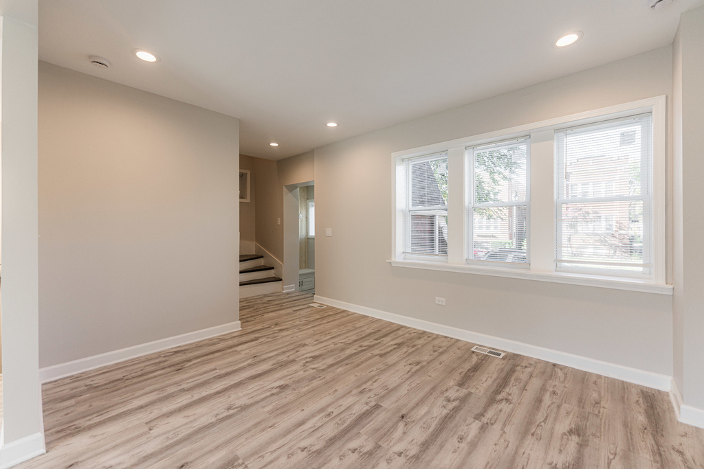 1809 Euclid Avenue - Photo 12