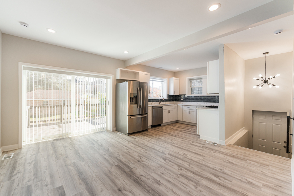 1809 Euclid Avenue - Photo 13
