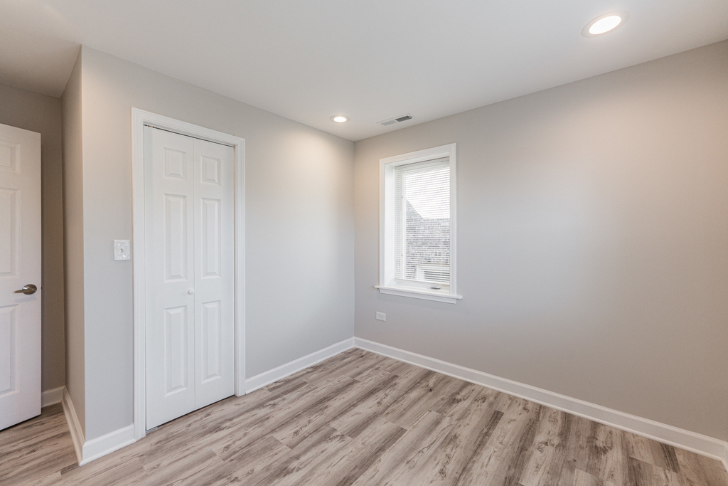 1809 Euclid Avenue - Photo 26