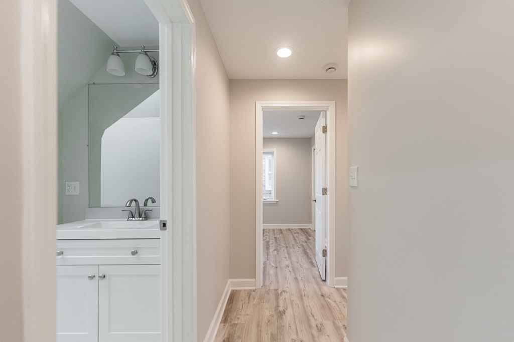 1809 Euclid Avenue - Photo 19