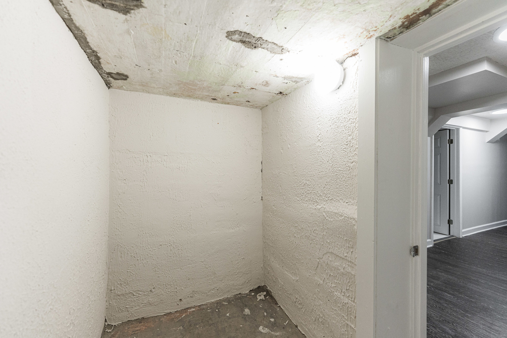 1809 Euclid Avenue - Photo 39