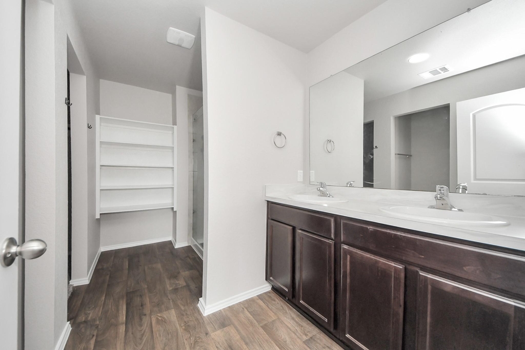16916 Rich Pines Drive - Photo 27