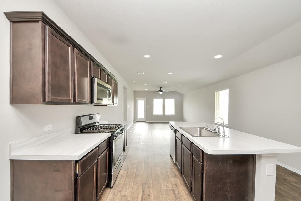 16916 Rich Pines Drive - Photo 8
