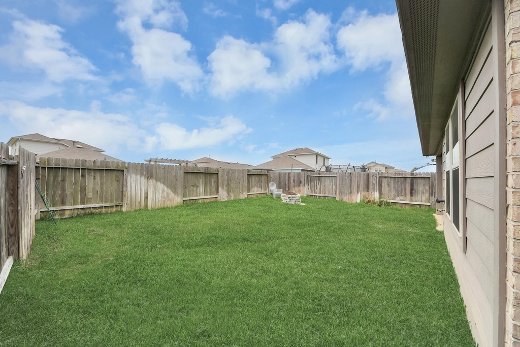 16916 Rich Pines Drive - Photo 42