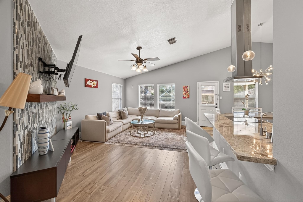 1214 Wesley Drive - Photo 8