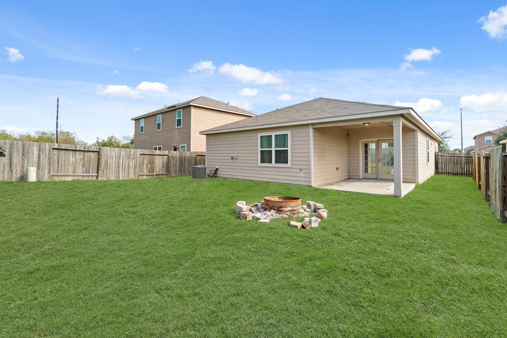 718 Crystal Lakes Drive - Photo 19