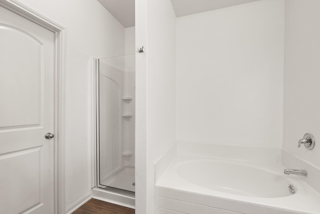 718 Crystal Lakes Drive - Photo 14